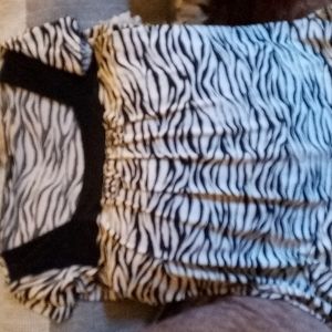 Beautiful short sleeves dressy blouse